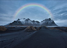 西甲综合：巴萨大胜西班牙人 9分优势领跑